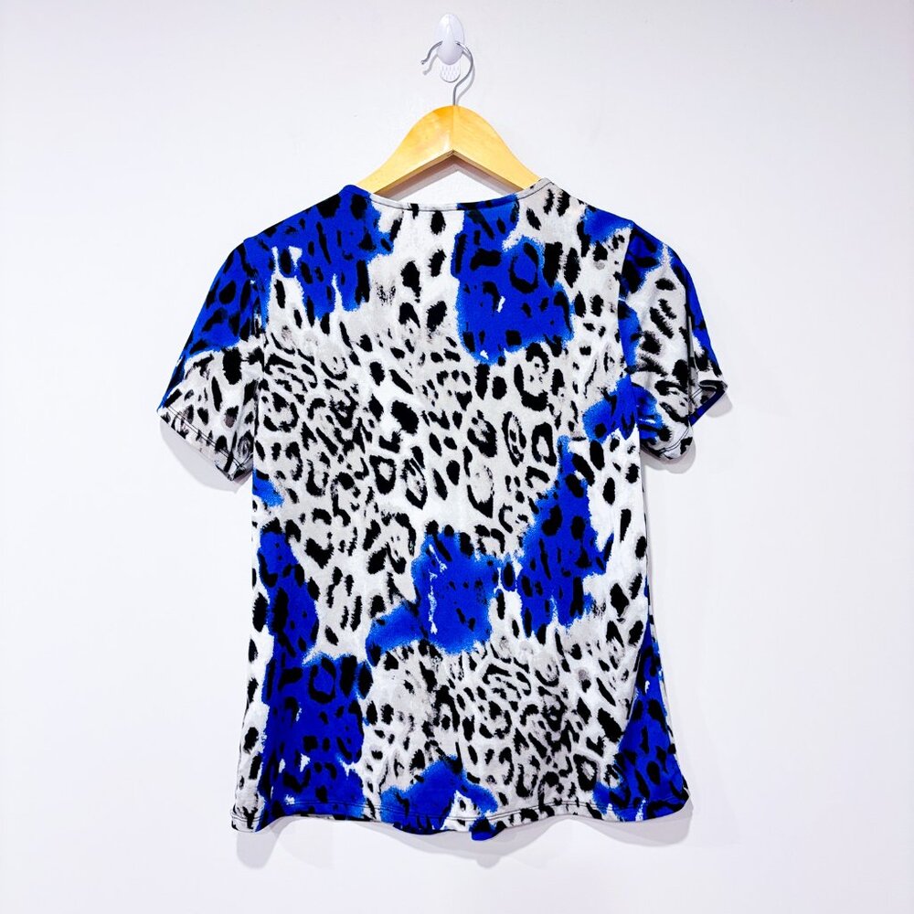 CLASSIC EDITIONS Blue &‎ beige animal print t-shirt | Everyday top | Medium - Picture 6 of 6